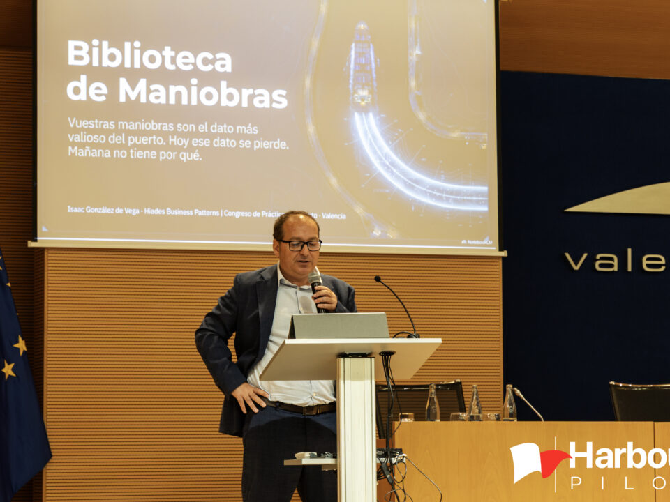 Isaac González, Amura Solutions en el Congreso de Prácticos de puerto 2026. Derechos de imagen, Harbour pilot.